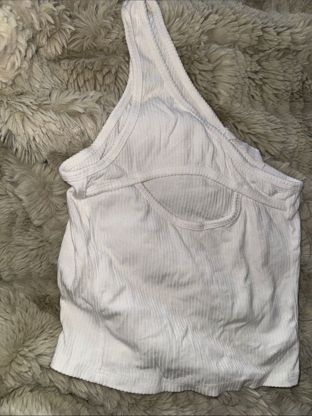 Emma & Sam White Ribbed One-Shoulder Tank